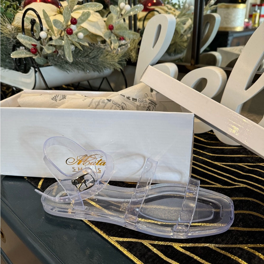 NIB MATA clear sandals size 6.5